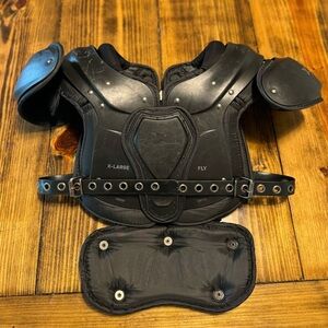 Xenith Fly Youth XL Shoulder pads with Back Plate